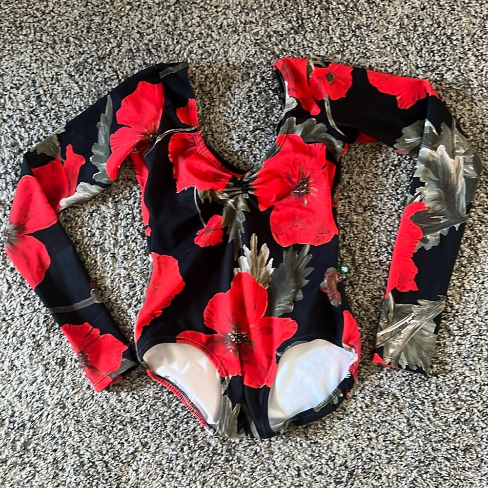 Luckyleo Poppy print long sleeve leotard pinch front size small
